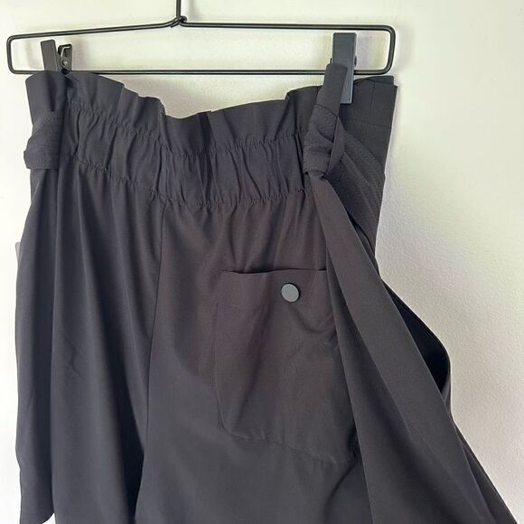 Athleta women’s plus size Skyline Short II - Picture 6 of 8